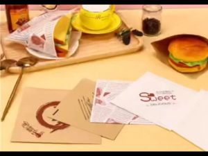 100Pcs Oil Proof Paper Bag Disposable Takeaway Food Packing Bag for Sandwich Donut Pastry