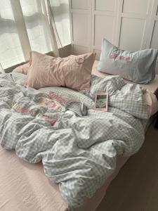 Blue Small Grid Donut Towel Washed Cotton Comfortable Bedding Set Dormitory Three Piece Set Ins Simple Style Bedding Towel Embroidery