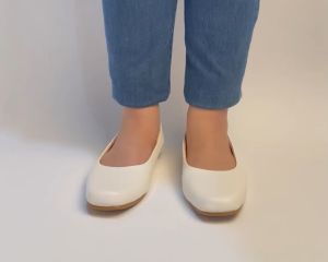 Sepatu Flat Pentofel Putih Wanita Big Size/Sepatu Suster Perawat Uk 35~45/Sepatu Putih Wanita Uk Besar Jumbo/Sepatu Kuliah
