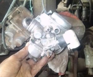 karburator Honda beat Scoopy spacy Vario barang asli original copotan masih bagus satu set