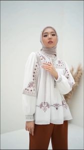 MONA TOP [S M L XL XXL] Atasan Wanita Dewasa Kekinian louse Korean Style Terbaru Lengan Puffly 3/4 Baju Kemeja Wanita Bahan Ceruty Babydoll Full Bordir Mewah Blus Wanita Dewasa Baju Noni-Noni Bangsawan Busana Muslim Kere Outfit Arisan Ibu-Ibu Sosialita