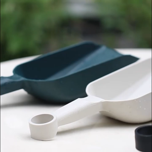 Ergonomic Plastic Soil Scoop Thickened Lightweight Multifunctional Hand Shovel for Potted Planting