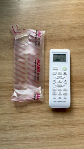 [HÀNG XỊN CHẤT LƯỢNG] Điều khiển điều hòa máy lạnh Aqua ECO- Hàng mới 100% Tặng Pin