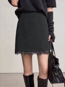 AMII | Minimalist Close-fitting Short Wool-blend Flannel Skirt with Lace