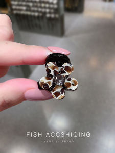 Retro Leopard Print 3D Flower Embedded Diamond Small Hair Clip Acetate Forehead Bangs Side Parting Hair Clip Stylish Hair Accessories