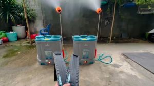 Bình phun thuốc điện.DEWOO 20A12M . 20L 2 Bơm.Có bộ đảo thuốc bằng cánh quạt.Siêu mạnh.BH 1 Năm