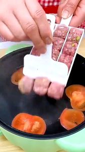 4 Rows Plastic Meatball Maker Set: Kitchen Cooking Accessories & Meat Tools