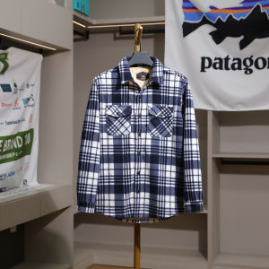 Mens Winter Thickened Fleece Lined Casual Shirt Jacket Checkered Versatile Outerwear Long Sleeve Pointed Collar Daily Wear