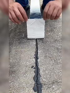 Tool ready stock Waterproof Tape Wall Crack Leak Proof Roof Pipe Fix Repair Waterproof Aluminum Foil Super Fix Repair Adhesive Butyl Tape Home Renovation Tools Repair Tape Tape Butyl 防水胶带 防水补漏胶