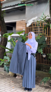 Sayum id ROK PANJANG SEKOLAH SMP SMA REMPELE - ROK PANJANG SEKOLAH SMP SMA SPAN BELAH 1 - ROK SMA REMPEL - ROK SMA SPAN BELAH 1 - ROK SMP BIRU REMPEL - ROK SMP BIRU SPAN BELAH 1 - SERAGAM SEKOALH SMP SMA