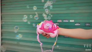 Electric Automatic Crab Camera Bubble Machine with Light and Music Toy for Kids