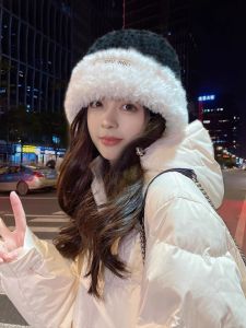 หนาขึ้น ฤดูหนาว ถัก Ted ขนสัตว์ หมวกสําหรับผู้หญิง น่ารัก ตุ๊กตาตัวเล็ก อุ่น ถัก หมวก สไตล์ลำลอง เหมาะสําหรับทุกวัยและโอกาสต่างๆ