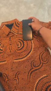Hem kemeja Batik Premium Lengan Pendek Katun Lapus Furing motif Babon Angkrem