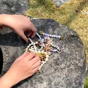 Aksesoris Sandal Model Permata Stylish Kekinian Pin Sendal Lepas Pasang
