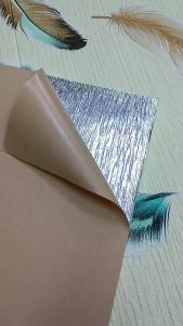 Wallpaper Foam 3D Batik Motif Bulu Dekorasi Dinding Kamar Aesthetic Aluminium Foil