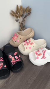 Dép nữ quai ngang đúng nguyên khối đính charm gấu hồng thời trang ( 312 gấu hồng )