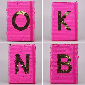 สมุดโน้ตรูปตัวอักษรสีแดงจากออสเตรเลีย Smiggle สําหรับเด็กผู้ชายและเด็กผู้หญิงสําหรับเขียนในไดอารี่และอุปกรณ์ธุรกิจอื่น ๆ