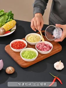 ที่บดกระเทียมไฟฟ้า เครื่องบดสับอาหาร แบบชาร์จแถมสายUSB ปั่นกระเทียมไร้สาย เครื่องบดเนื้อสัตว์