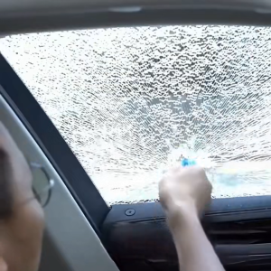 Car Emergency Hammer Belt Cutter Tools Gantungan Kunci Alat Pemecah Kaca Mobil Darurat