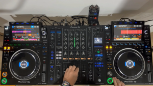 NGHG MALL-2025 Kpop Korean song list hot songs car U drive pub Korean food pop music bar Kpop song list music U  drive 700mp3 2025 Kpop韩语歌曲榜单热歌车载u盘酒馆韩餐流行音乐酒吧Kpop歌单音乐U盘