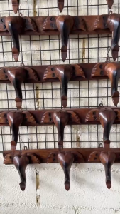 ที่แขวนของ ติดผนัง  วินเทจ หัวช้าง3หัว  ไม้จามจุรี ยาว 50x18cm หนา 8cm ตะขอแขวน  ตกแต่งบ้าน โรงแรม รีสอร์ท สปา