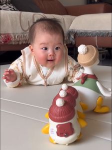 Baby Crawling Training Toy Early Education Intelligence Duckling Biteable Head up Toy for 0-1 Year Old Babies Fitness Playtime