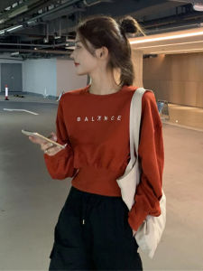 เสื้อฮู้ดผู้หญิงทรงสั้นสไตล์อเมริกัน ทรงเข้ารูป ทรงหลวม คอกลม สีแดง ทรงเข้ารูป ฤดูใบไม้ผลิ ฤดูใบไม้ร่วง ฤดูหนาว ใหม่ล่าสุด