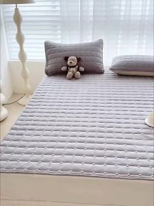 MENGWEIJUE | Nệm Bảo Vệ Chuyên Dụng Cho Thuê