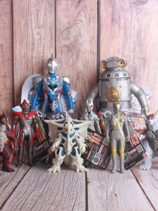 Bandai Ultraman Action Figure Toy Soft Rubber Shiny Diga Sevenga Monster Collectible Doll for Boys over 3 Years Old