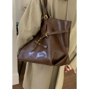 Maillard Retro Underarm Bag Female 2024 New Arrival Tide Autumn Winter Retro Retro Tote Bag Minimalist Large Capacity Commuter Bag