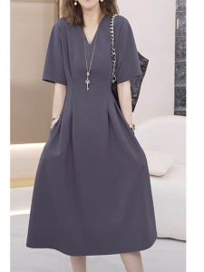 plus Size Slimming Knee-Length Dress V-Neck Conceals Belly Summer New Arrival Womens High-End European Fashion Casual Style Short Sleeve Midi Dress