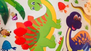 Decal dán tường khủng Long cho bé yêu