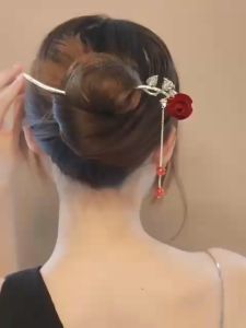 Trâm cài tóc tua rua hình hoa hồng phong cách cổ tích retro tinh tế trâm búi tóc Trung Hoa màu đỏ xanh