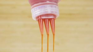 3 Holes Squeeze Condiment Bottles450ml 360ml Ketchup Mustard Dressing Squeeze Squirt BottlesSauce Dispenser for SaladOlive Oil and More