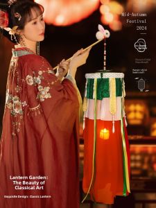 Handmade DIY Traditional Red Silk Lantern Portable Reproduction Costume Accessory for Mid-Autumn Festival Celebration