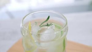 16OZ Drinking Glasses With Glass Straw 4pcs Set 350ML/470ML Shaped Glass Cups Beer Glasses Iced Coffee Tumbler Cup