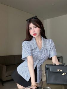 GUZILIAN | Áo sơ mi trắng cổ polo cho nữ mùa hè có thắt lưng tay ngắn dáng ôm kiểu dáng Hàn Quốc chất liệu khác cổ chữ V dáng quả lê