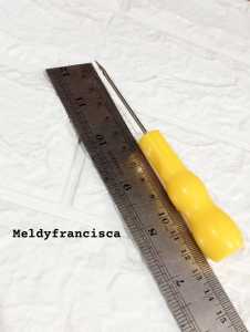 1 PCS Jarum sol sepatu PREMIUM KUNING / jarum sol sepatu gagang plastik premium/ Alat tusuk pembolong kulit sepatu