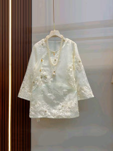 plus Size Womens round Neck Embroidered Flower Top Spring Autumn Style Casual Comfortable Cotton Blend Short Sleeve Tee