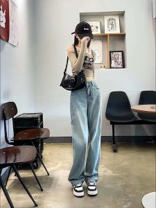 New - style High - waisted Wide - leg Jeans for Women. Loose - fitting and Slimming Suitable for Spring and Autumn