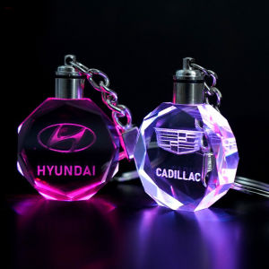 LED Gantungan Kunci Mobil Kristal Bersinar Car Key Chain Lampu Logo Honda/Toyato/MIT/Nissan/Suzuki/ISUZU/Daihatsu