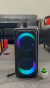 ลำโพงบลูทูธ รุ่น KTS-1977 ฟรีไมค์ลอย1ตัว ด้านหลังมีที่วางไมค์ ดอกลำโพง4นิ้ว2ดอก เสียงดีเบสแน่น ปเพิ่ม-ลดเสียงไมค์ได้ รองรับUSB TF เปิด-ปิดไฟได้ สามารถเชื่อมได้2ตู้