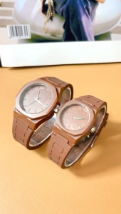 Terlaris - Jam Tangan couple Analog Rubber dengan Gaya minimalisme kirim dalam 24 jam dari Jakarta