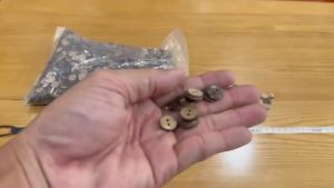 COMBO 100 KHUY NÚT ÁO ĐƯỜNG KÍNH 12MM - CÚT ÁO GÁO DỪA - NÚT ÁO THIÊN NHIÊN DÙNG CHO ÁO SƠ MI - ÁO THUN - ÁO QUẦN TRẺ EM