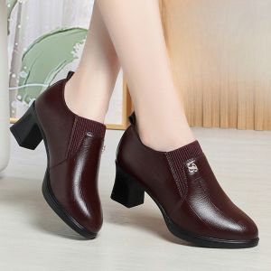 Comfortable Leather Mom Shoes with Slope Heel And Deep Mouth Design Spring Autumn Womens Footwear Thick Bottom Slip-On Fashion Single Shoes