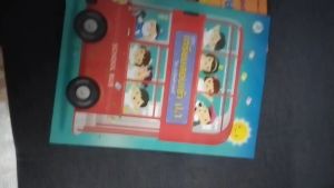 คู่มือ เตรียมสอบเข้า ป.1 (300 ข้อสอบ + เฉลย)