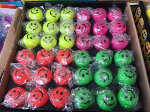 ราคา/กล่อง แหวนยางไฟกระพริบ