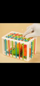 Dolly ของเล่นเด็ก บล็อกตัวต่อสีรุ้ง ใส่รูปทรงต่างๆเข้าไปในกล่องผ่านยางยืด เสริมพัฒนาการเด็ก