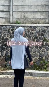 Jilbab Olahraga Instan Dewasa & Rompi Sport Syari