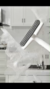 Chor chang ชุดแปรงทำความสะอาดกระจก ขัดหรือปาดน้ำได้  มีกระบอกน้ำ แยกน้ำส่วนเกินจากการทำความสะอาดได้